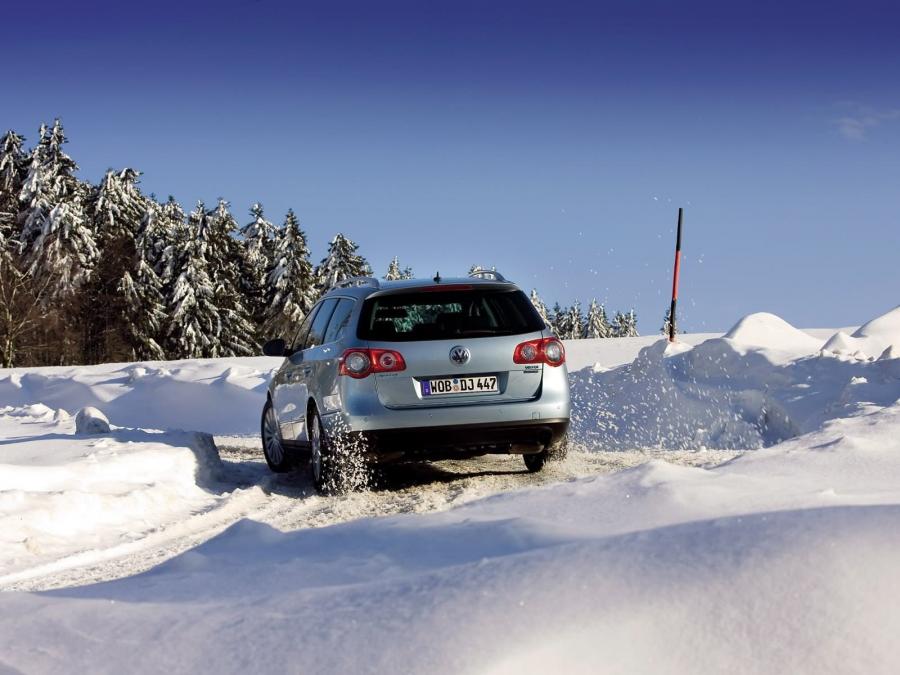  Volkswagen Passat Variant V6 FSI 4Motion 2006 года  (фото 22 из 53)